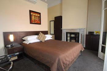 Bert's Backpackers Ostello *